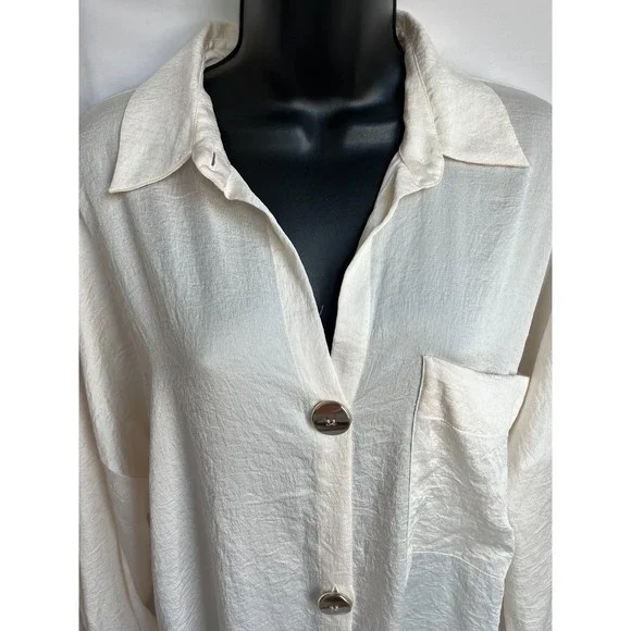 Zara Cream Button-Up Tunic - Picture 2 of 11